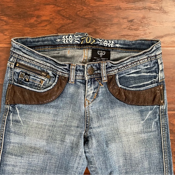 702 Vegas Jeans - Size 25x33 - Picture 3 of 7